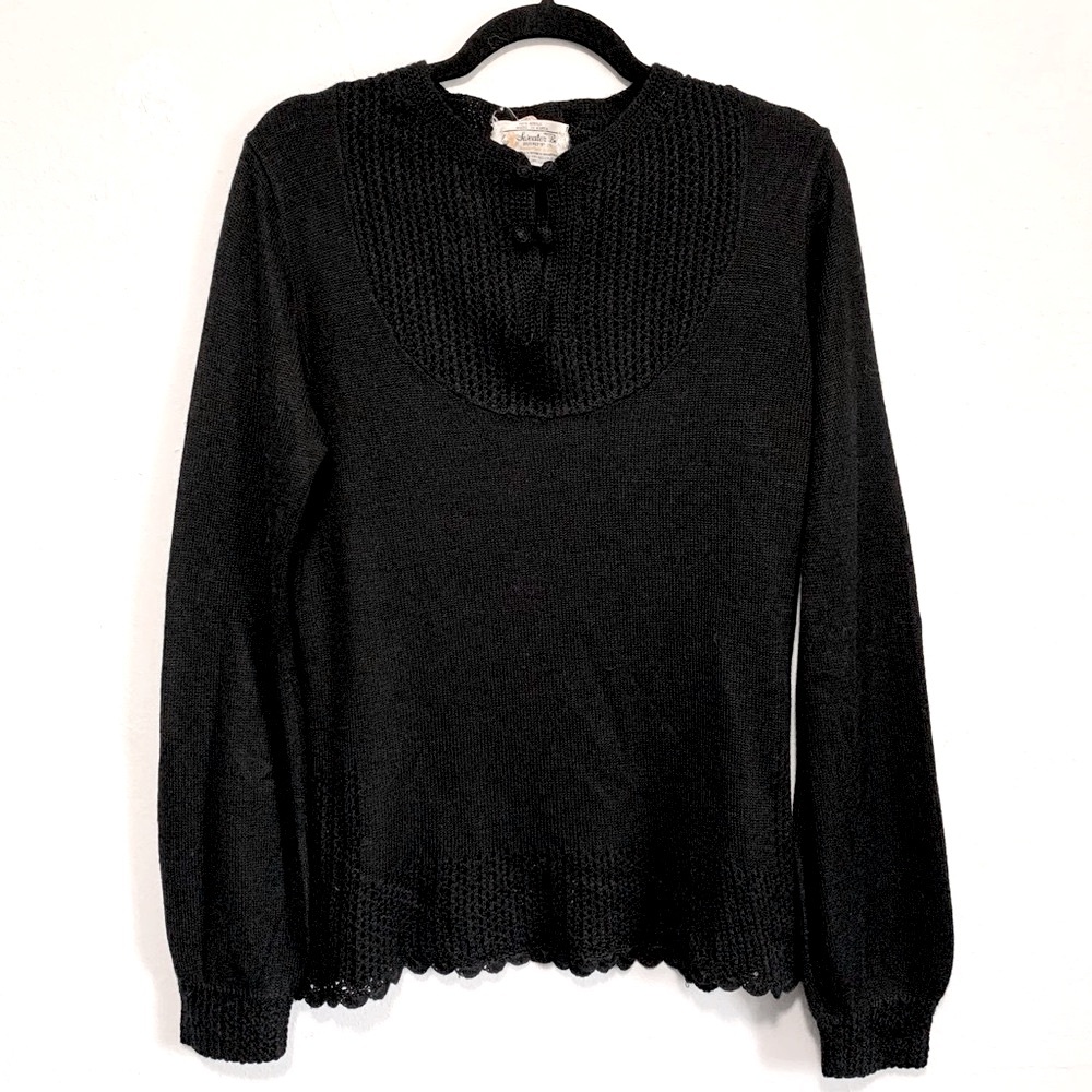 Sweater Bee Vintage Knit Sweater